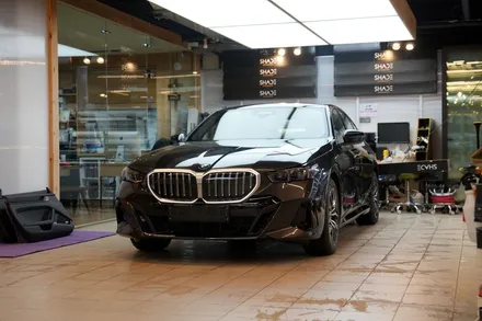 BMW 5시리즈 후퍼옵틱 프리미엄 나노 세라믹 썬팅으로 마무리 / 서울 마포구 성산동