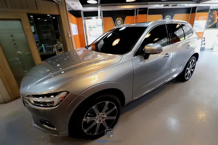 볼보 XC60 신차를 가꾸는 후퍼옵틱 열차단 틴팅 클라식 3315 / 서울 마포구 성산동