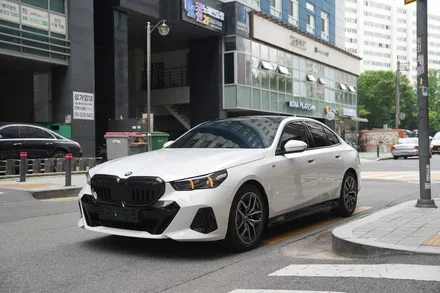 BMW 520i, 후퍼옵틱 프나세로 완성된 고급스러움 / 서울 마포구 성산동
