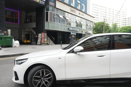 BMW 520i, 후퍼옵틱 프나세로 완성된 고급스러움 / 서울 마포구 성산동