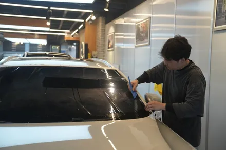 볼보 V60 전면유리 교체 후 썬팅 후퍼옵틱 프나세로 고급 감성 완성 / 서울 마포구 성산동
