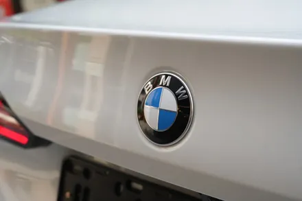 BMW 520i, 비반사 버텍스 900썬팅 시공해보세요 / 서울 마포구 성산동