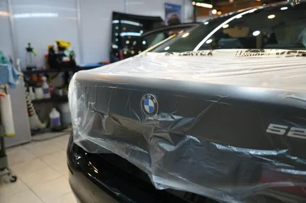 BMW 5시리즈 윈도틴팅 , 블랙박스작업하기 / 서울 마포구 성산동