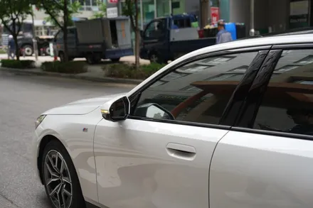 BMW 520i, 후퍼옵틱 프나세로 완성된 고급스러움 / 서울 마포구 성산동