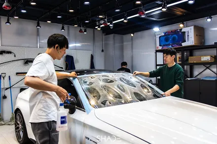 전면유리 보호필름 벤츠 C63 AMG 쿠페의 앞유리는 소중하니까 / 서울 마포구 성산동