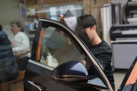 벤츠 E200, 프나세 시공으로 고급스러운 무드 완성 / 서울 마포구 성산동