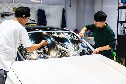 전면유리 보호필름 벤츠 C63 AMG 쿠페의 앞유리는 소중하니까 / 서울 마포구 성산동