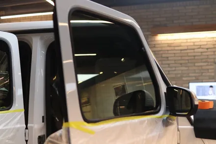 감탄연발 벤츠  지바겐 G63 AMG, 마포 프리미엄 썬팅 셰이드에서 블락포디 샴페인골드로 드레스업 / 서울 마포구 성산동