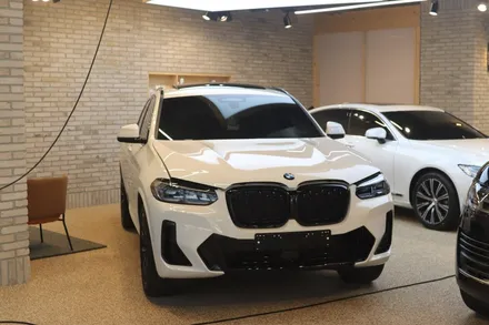 수입차 반사필름 틴팅, BMW X4 마포 셰이드에서 솔라가드 프리미엄 퀀텀 QT 윈도틴팅 시공 / 서울 마포구 성산동