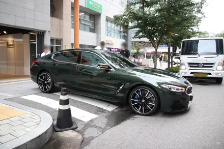BMW 8시리즈 반사필름 QT 틴팅, 마포 셰이드에서 솔라가드 프리미엄 퀀텀 윈도틴팅 필름 시공 / 서울 마포구 성산동