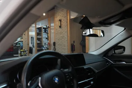BMW 530i, 기존 필름, 더운데 참고계신가요? / 서울 마포구 성산동