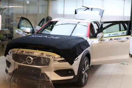 Volvo V60, 프리미엄 틴팅 샵 셰이드에서 후퍼옵틱 프나세 30/15, 블랙박스 시공후기 / 서울 마포구 성산동