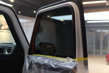 감탄연발 벤츠  지바겐 G63 AMG, 마포 프리미엄 썬팅 셰이드에서 블락포디 샴페인골드로 드레스업 / 서울 마포구 성산동