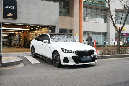 BMW i5,  전체 PPF로 빈틈없이 시공완료했습니다! / 서울 마포구 성산동