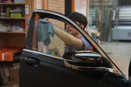 BMW 745e, 썬팅 재작업으로 되찾은 미소 / 서울 마포구 성산동
