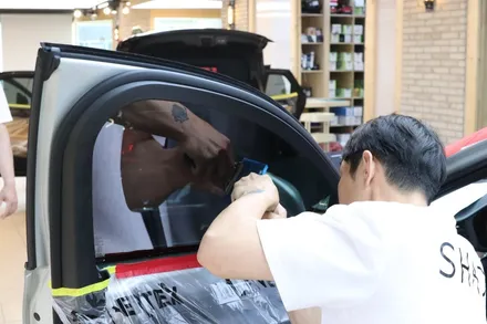 Volvo V60, 프리미엄 틴팅 샵 셰이드에서 후퍼옵틱 프나세 30/15, 블랙박스 시공후기 / 서울 마포구 성산동