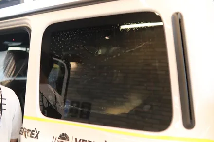 감탄연발 벤츠  지바겐 G63 AMG, 마포 프리미엄 썬팅 셰이드에서 블락포디 샴페인골드로 드레스업 / 서울 마포구 성산동