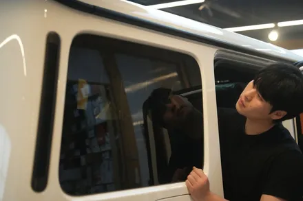 벤츠 G바겐, 버텍스900과 함께 모노톤 감성으로 재탄생 / 서울 마포구 성산동