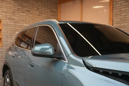 BMW X1, 비반사 버텍스 900으로 깔끔하게 시공완료! / 서울 마포구 성산동