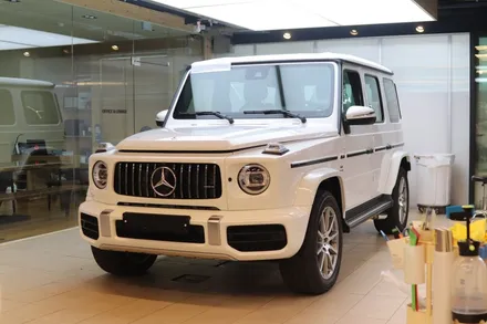 감탄연발 벤츠  지바겐 G63 AMG, 마포 프리미엄 썬팅 셰이드에서 블락포디 샴페인골드로 드레스업 / 서울 마포구 성산동