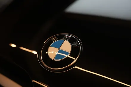 BMW X7 블랙, 고급스러운 브이쿨 X와 함께한다면? / 서울 마포구 성산동