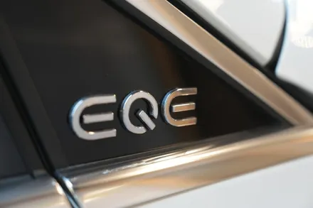 벤츠 EQE350 후퍼옵틱 클라식으로 합리적이게 / 서울 마포구 성산동