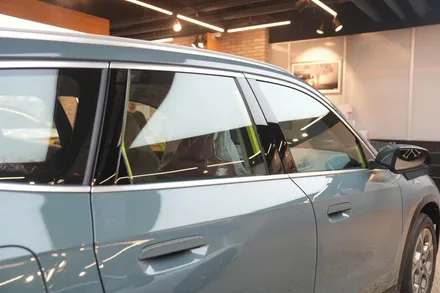 BMW X1, 비반사 버텍스 900으로 깔끔하게 시공완료! / 서울 마포구 성산동