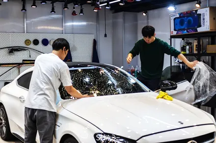 전면유리 보호필름 벤츠 C63 AMG 쿠페의 앞유리는 소중하니까 / 서울 마포구 성산동