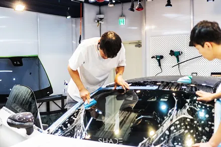 전면유리 보호필름 벤츠 C63 AMG 쿠페의 앞유리는 소중하니까 / 서울 마포구 성산동