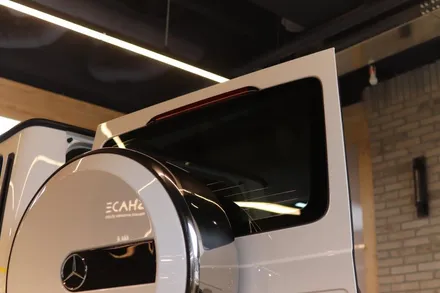 감탄연발 벤츠  지바겐 G63 AMG, 마포 프리미엄 썬팅 셰이드에서 블락포디 샴페인골드로 드레스업 / 서울 마포구 성산동