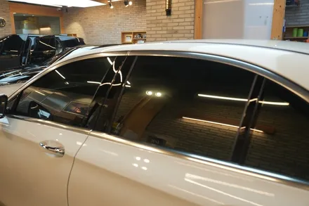 벤츠 W213 E220d 후퍼옵틱 프리미엄 나노 세라믹 재시공으로 새롭게 찾은 만족감 / 서울 마포구 성산동