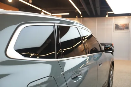 BMW X1, 비반사 버텍스 900으로 깔끔하게 시공완료! / 서울 마포구 성산동