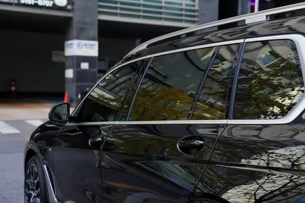 BMW X7 블랙, 고급스러운 브이쿨 X와 함께한다면? / 서울 마포구 성산동
