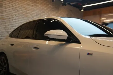 BMW 520i 루마 버텍스 900 윈도틴팅과 PPF 시공 [마포 썬팅샵] / 서울 마포구 성산동