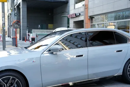 BMW 740i xDrive M, 버텍스 900과 700의 하모니 / 서울 마포구 성산동