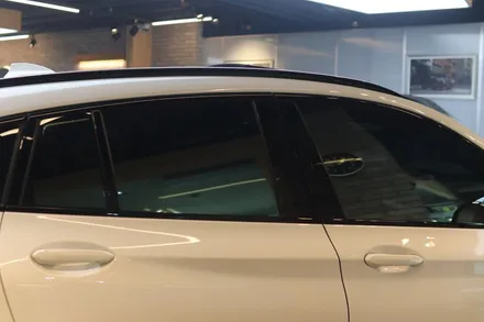 수입차 반사필름 틴팅, BMW X4 마포 셰이드에서 솔라가드 프리미엄 퀀텀 QT 윈도틴팅 시공 / 서울 마포구 성산동