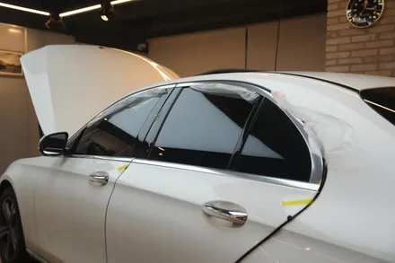 벤츠 W213 E220d 후퍼옵틱 프리미엄 나노 세라믹 재시공으로 새롭게 찾은 만족감 / 서울 마포구 성산동