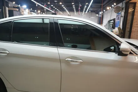 BMW 530i, 기존 필름, 더운데 참고계신가요? / 서울 마포구 성산동