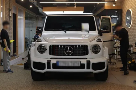 감탄연발 벤츠  지바겐 G63 AMG, 마포 프리미엄 썬팅 셰이드에서 블락포디 샴페인골드로 드레스업 / 서울 마포구 성산동