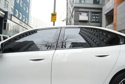 BMW 520i 루마 버텍스 900 윈도틴팅과 PPF 시공 [마포 썬팅샵] / 서울 마포구 성산동