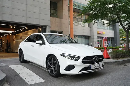 벤츠 A220 세단 글라스틴트 선셋 자연스러운 반사 필름 시공기 / 서울 마포구 성산동
