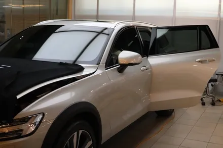 Volvo V60, 프리미엄 틴팅 샵 셰이드에서 후퍼옵틱 프나세 30/15, 블랙박스 시공후기 / 서울 마포구 성산동