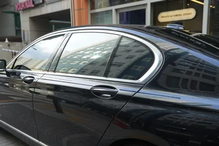 BMW 745e, 썬팅 재작업으로 되찾은 미소 / 서울 마포구 성산동