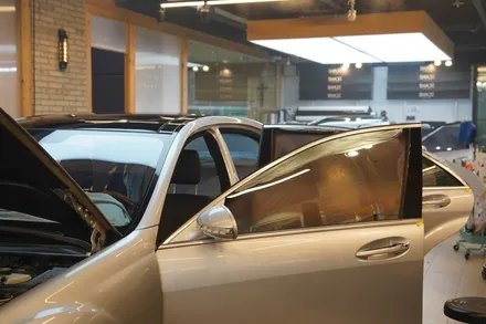 벤츠 W211 S550, 솔라가드 퀀텀으로 완성된 품격 / 서울 마포구 성산동