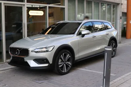 Volvo V60, 프리미엄 틴팅 샵 셰이드에서 후퍼옵틱 프나세 30/15, 블랙박스 시공후기 / 서울 마포구 성산동