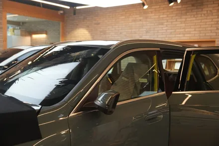 BMW X1, 비반사 버텍스 900으로 깔끔하게 시공완료! / 서울 마포구 성산동
