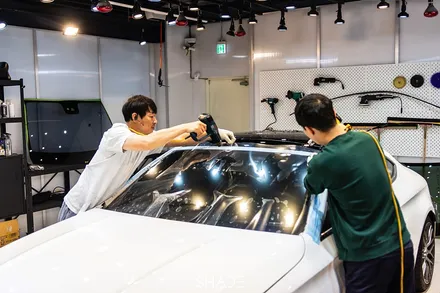 전면유리 보호필름 벤츠 C63 AMG 쿠페의 앞유리는 소중하니까 / 서울 마포구 성산동