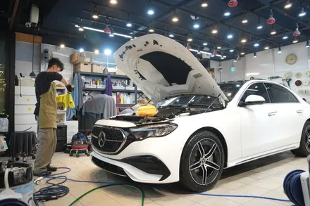 벤츠 E200 프론트패키지 PPF 시공으로 안전하게 / 서울 마포구 성산동