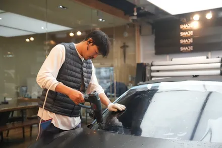 아우디 R8 스파이더, 고속 주행에 꼭 필요한 윈드쉴드 시공 / 서울 마포구 성산동