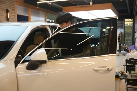 포르쉐 카이엔, 필름 농도로 썬팅 교체까지 간 사연 / 서울 마포구 성산동